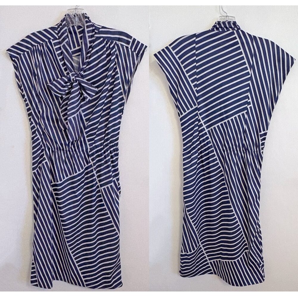 Gorgeous Vintage Bow Tie Neck Dress Size Small